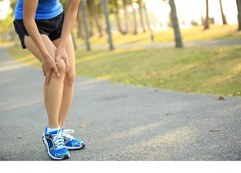 Knee pain with leg arthrosis